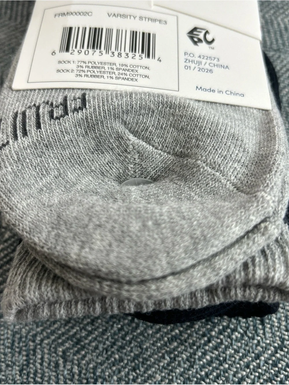 Fruit of the Loom Mens Americana Crew Socks, 2-Pack, Navy/ Gray-Shoe Size 6-12